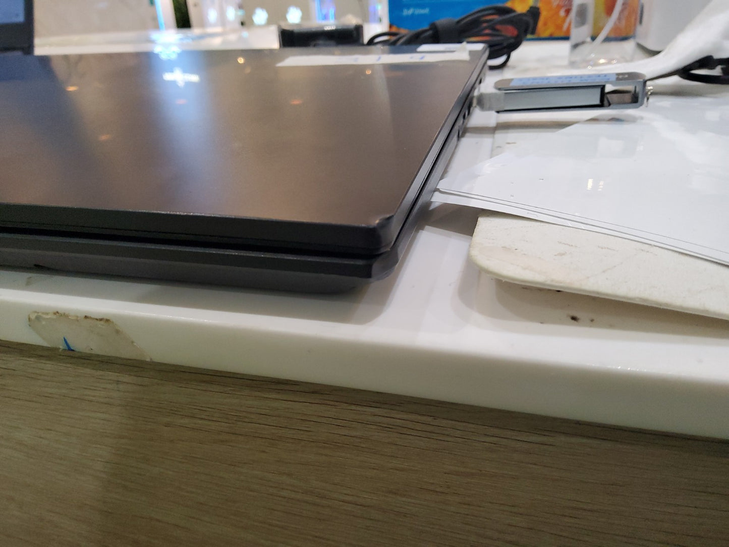 ASUS VIVOBOOK 14 M1405YA-LY110W (R7-7730U / 16GB / 1TB SSD)