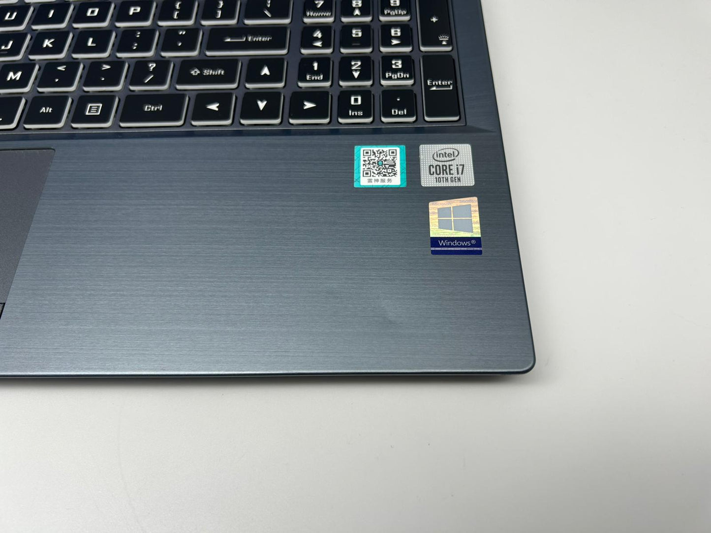 THUNDEROBOT P1 (I7-10/32GB/1TB SSD) (RTX 3080)