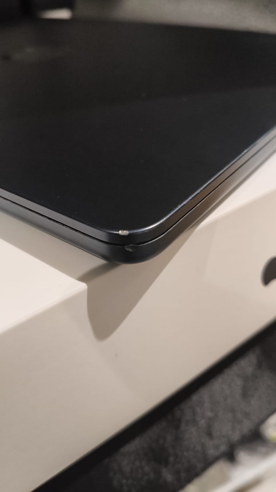 APPLE MACBOOK AIR 13-inch 2022 (M2 8-CORE CPU / 8-CORE GPU / 8GB / 256GB SSD) (MIDNIGHT)